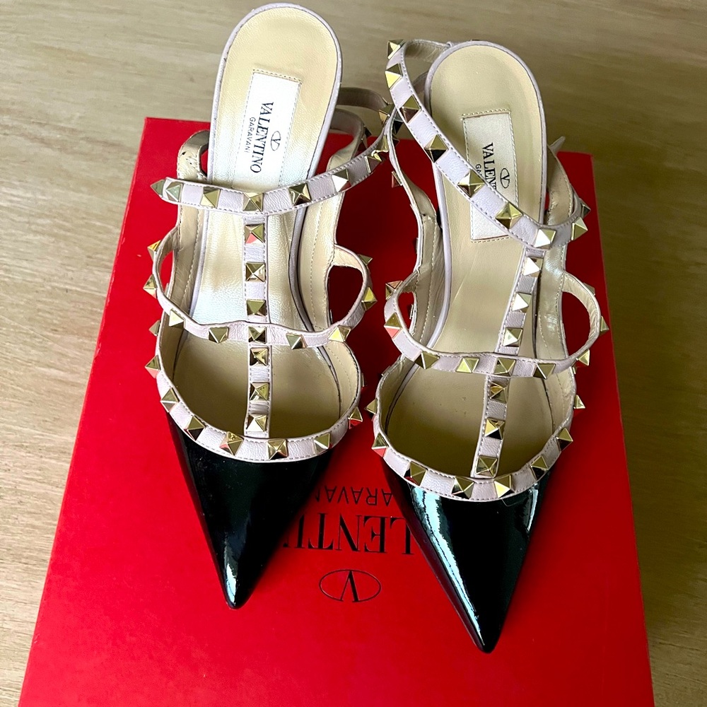 Valentino rockstud pumps
